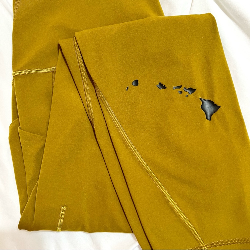 RESERVED.  RARE Lululemon Hawaii Align High Rise Leggings Pockets Aloha Lul
